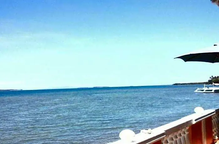 Serdena Fronting Cuatro Islas Hotel 3*